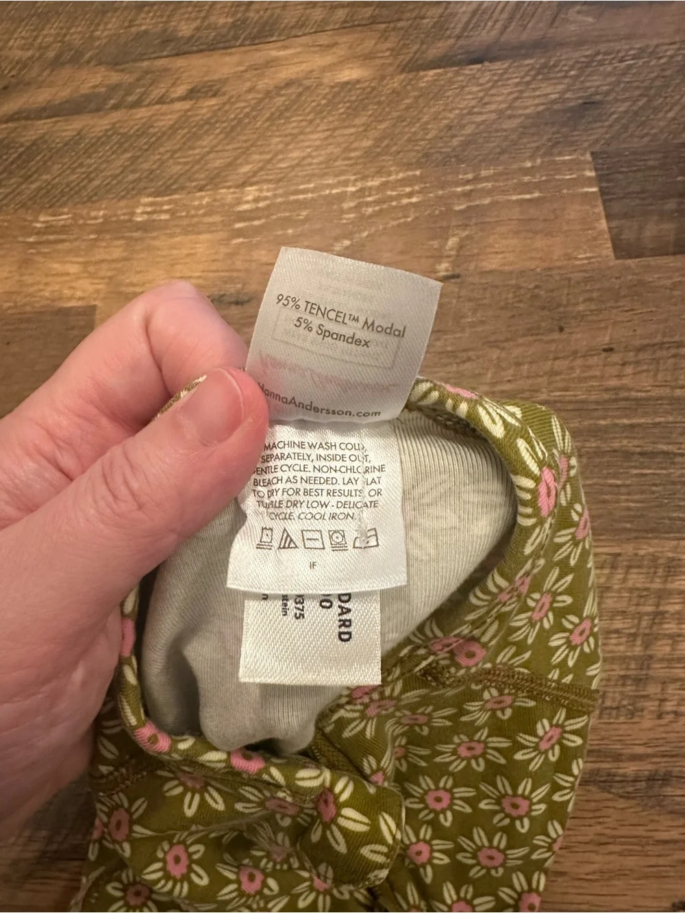 HANNA ANDERSSON HannaSoft Stretch Sleeper - Sweet Daisies - 6-12 Months